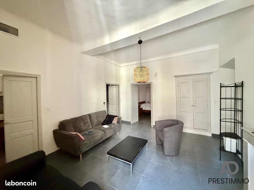 Appartement à louer, 100m², Bastia