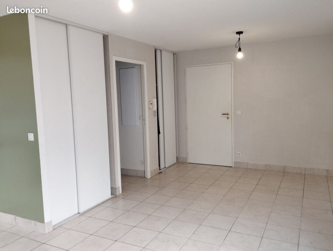 Appartement à louer, 42m², Auray