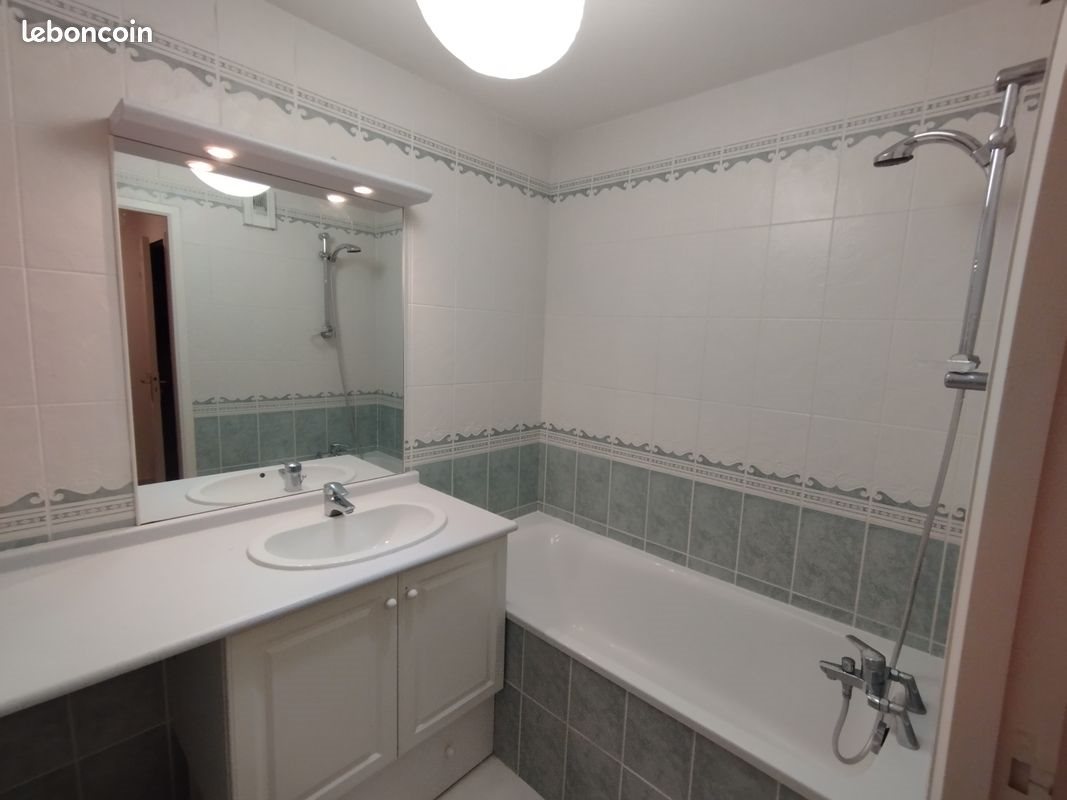 Appartement à louer, 42m², Auray