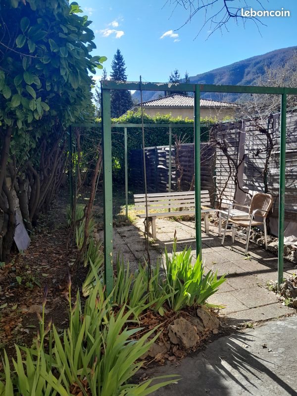 Appartement à louer, 24m², Annot