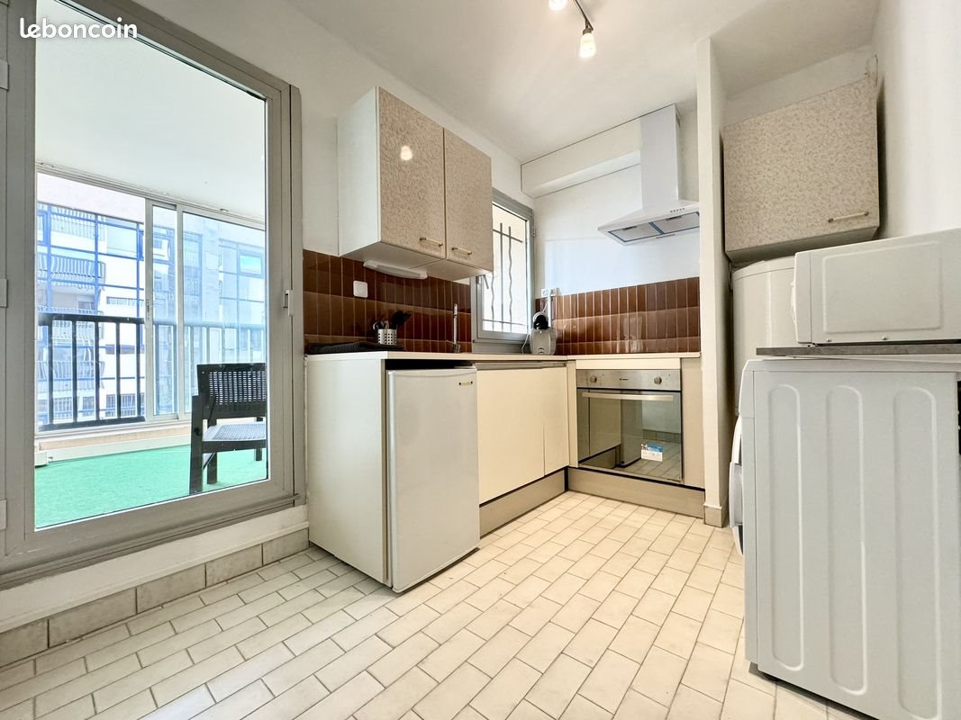 Appartement à louer, 34m², Nîmes