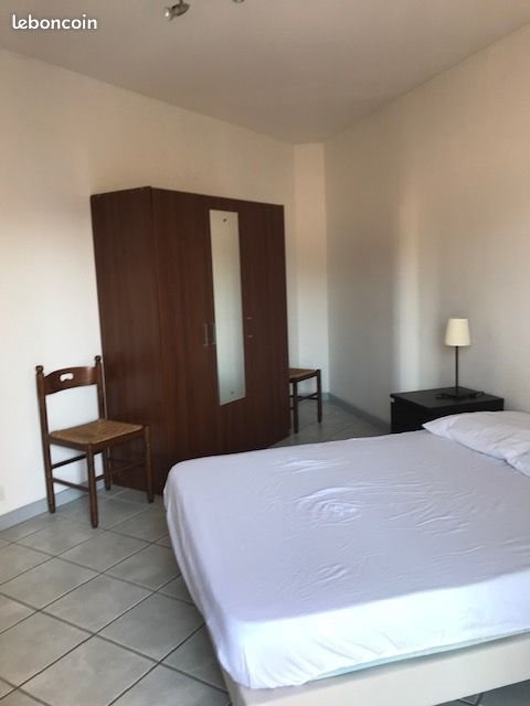 Appartement à louer, 32m², Châteaurenard