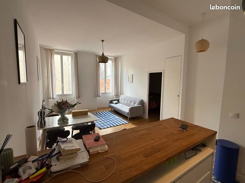 Appartement à louer, 45m², Marseille 6ème