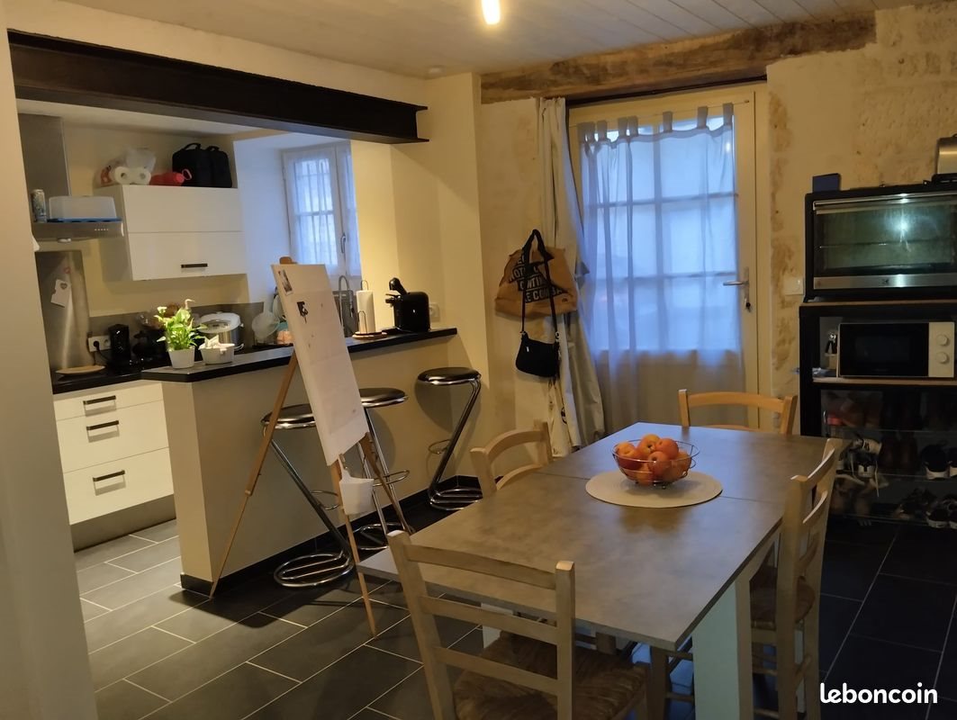 Appartement à louer, 70m², Fontenay-le-Comte