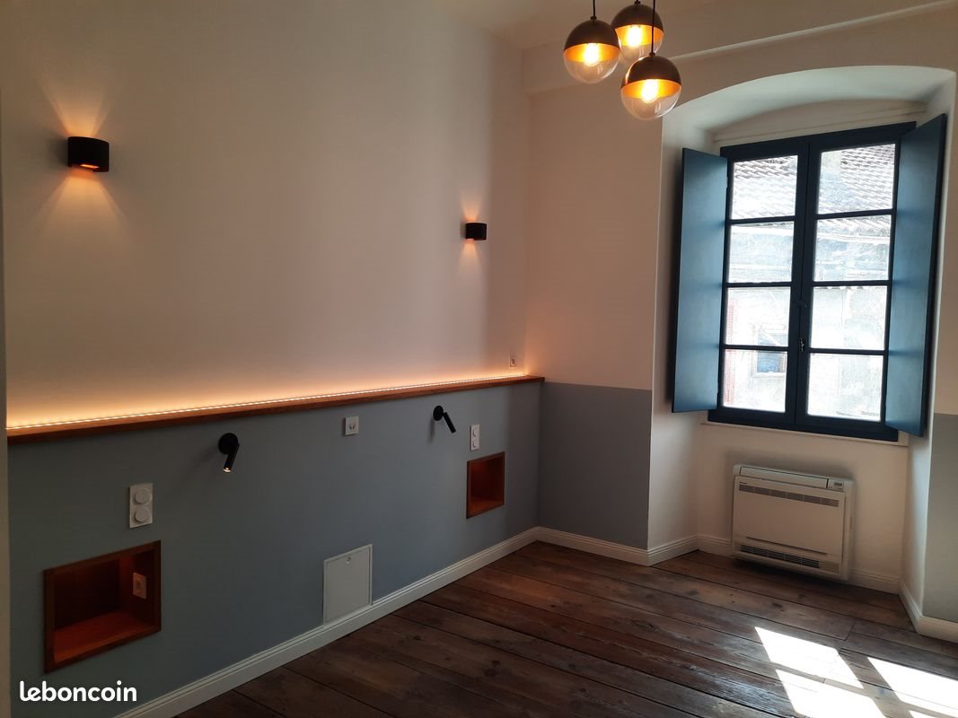 Appartement à louer, 95m², Corte