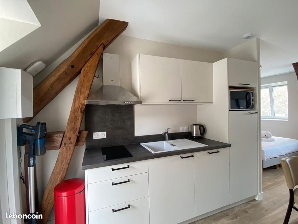 Appartement à louer, 27m², Cour-Cheverny