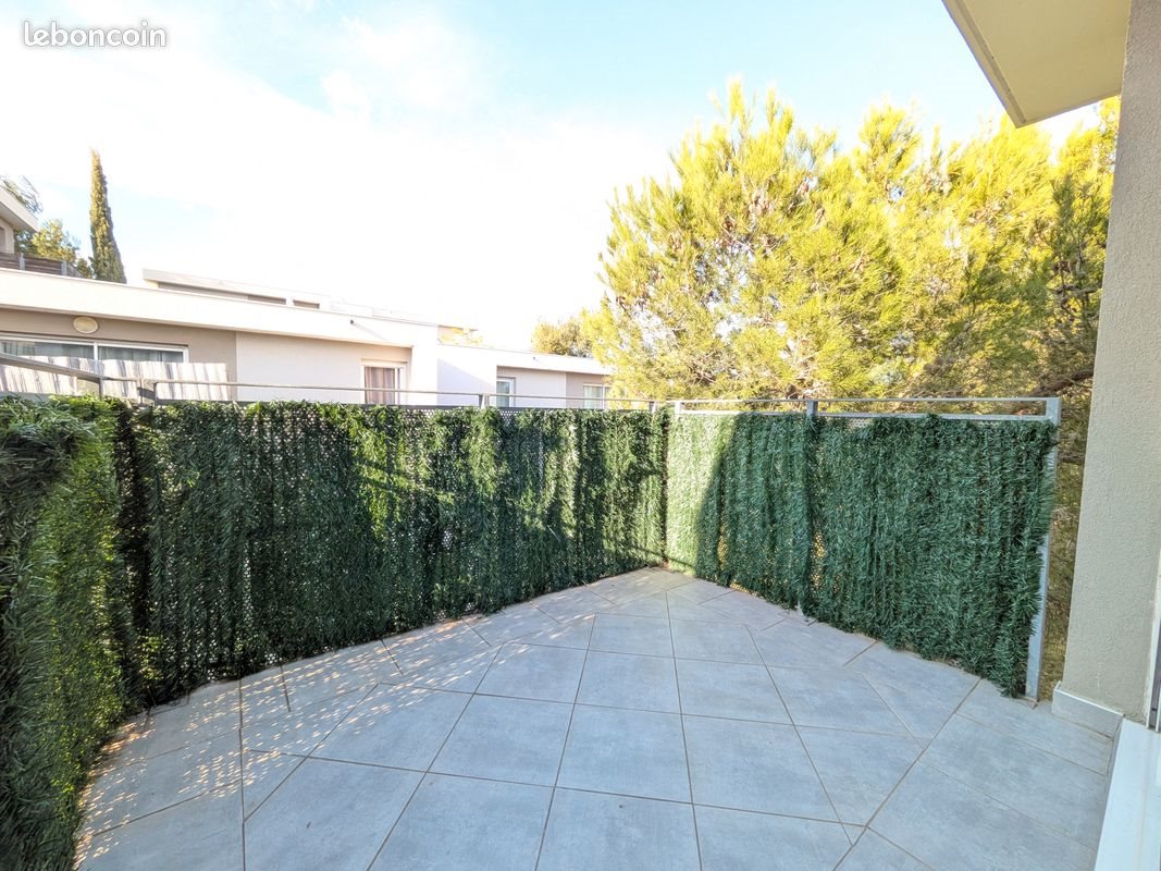 Appartement à louer, 32m², Nîmes