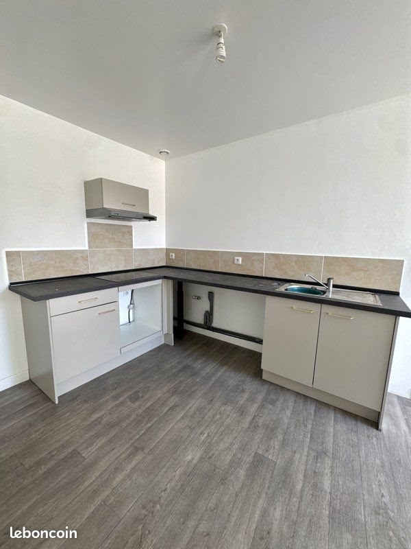 Appartement à louer, 73m², La Châtaigneraie