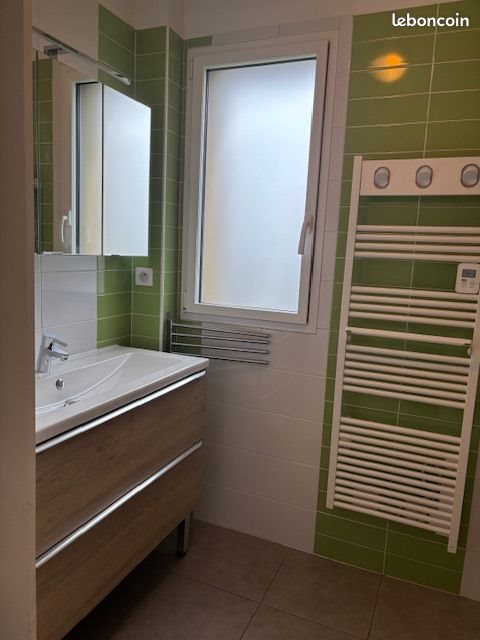 Appartement à louer, 74m², Irodouër