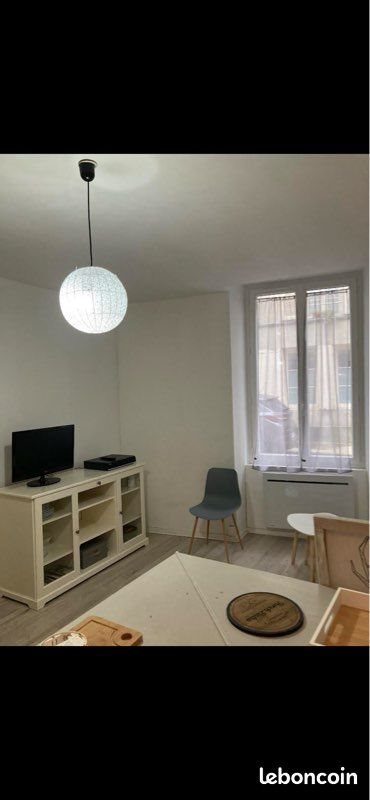 Appartement à louer, 23m², Niort
