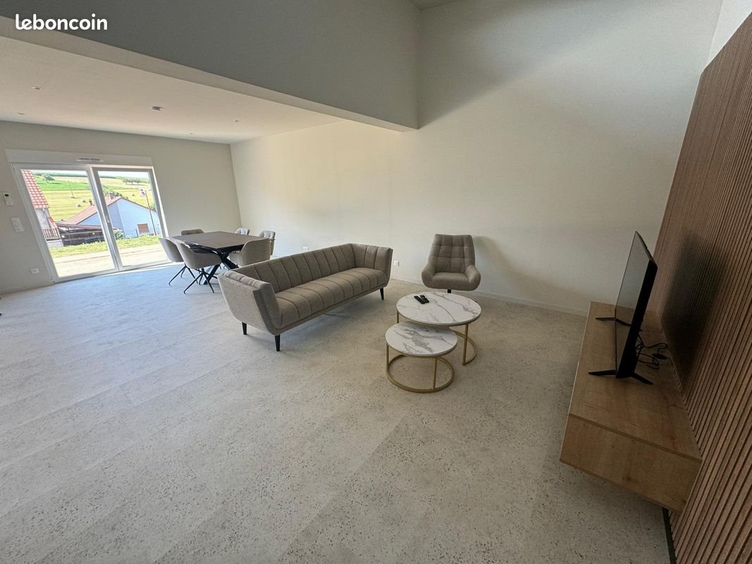 Maison à louer, 133m², Hangviller