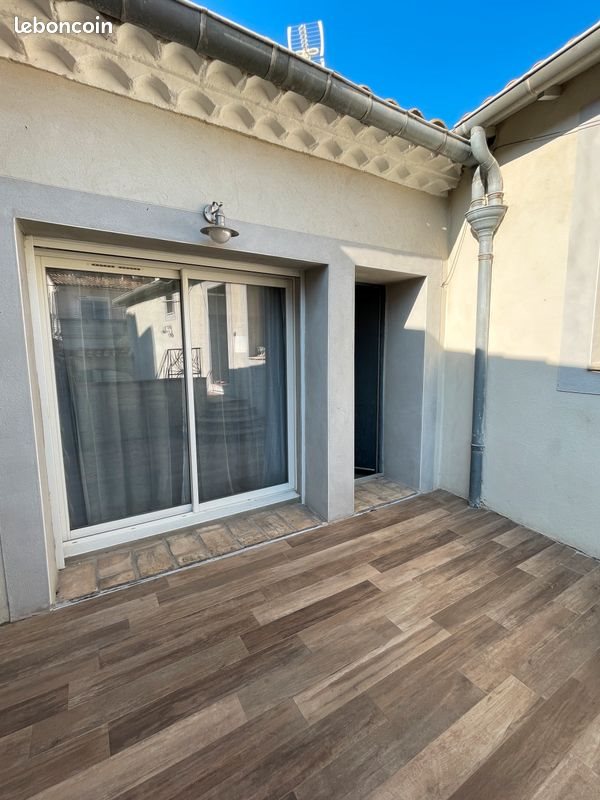 Appartement à louer, 40m², Nîmes