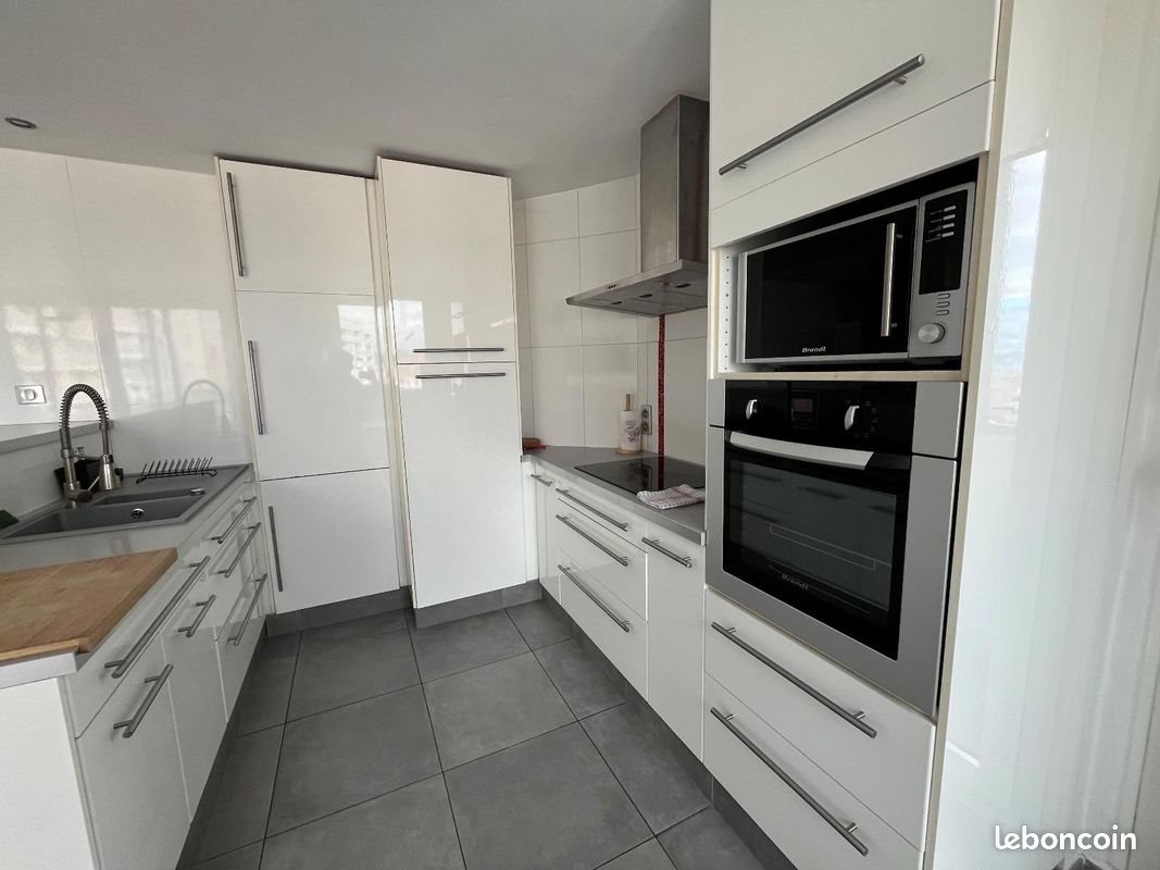 Appartement à louer, 60m², Marseille 1er