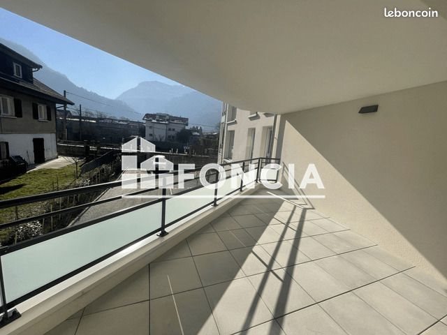 Appartement à louer, 63m², Cluses