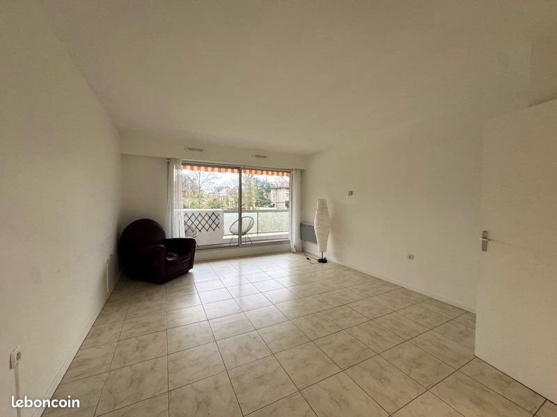 Appartement à louer, 54m², Avon