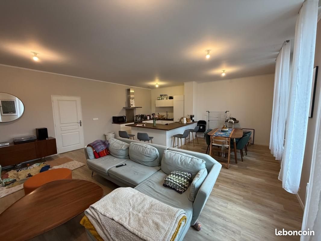 Appartement à louer, 120m², Saint-Etienne
