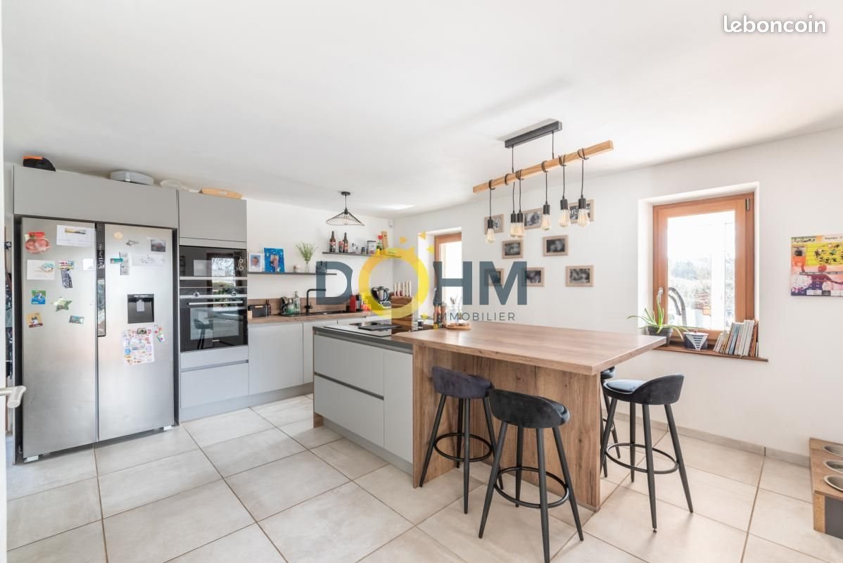 Maison à louer, 173m², Fournols