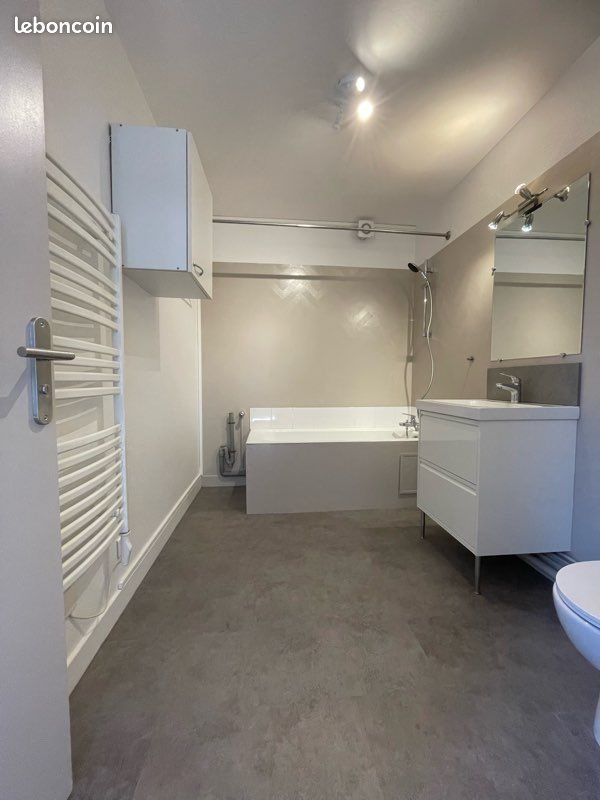 Appartement à louer, 52m², Saint-Marcel