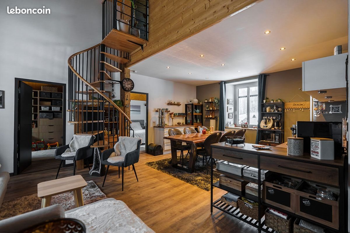 Appartement à louer, 77m², Chapelle-d'Huin