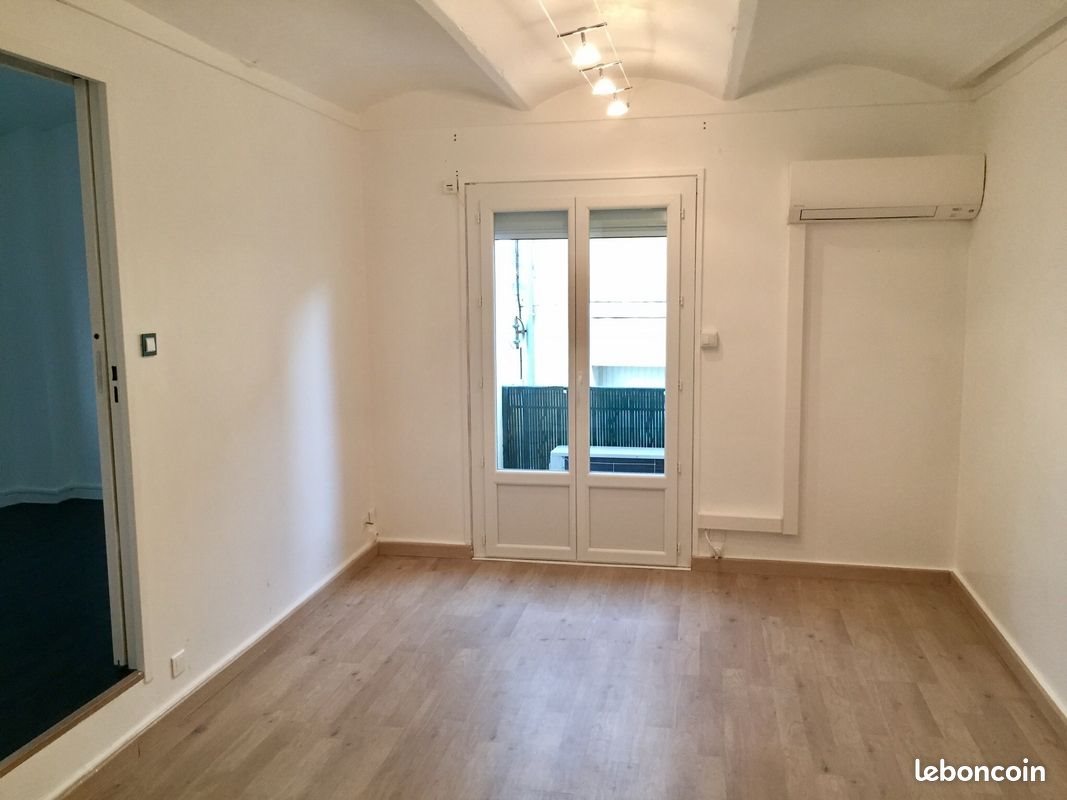 Appartement à louer, 38m², Nîmes