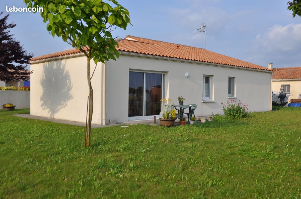 Maison à louer, 99m², Montils