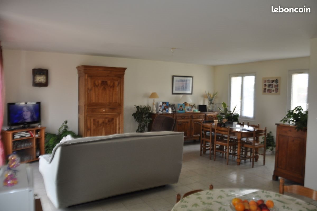 Maison à louer, 99m², Montils