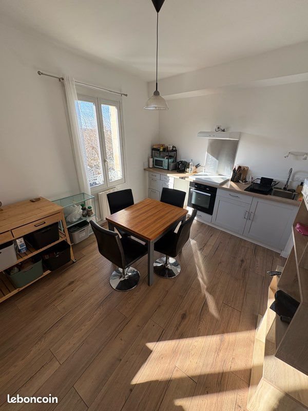 Appartement à louer, 45m², Valréas