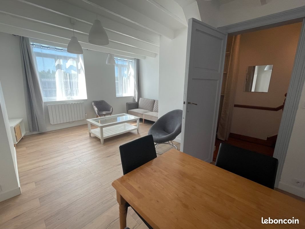 Appartement à louer, 70m², Lille