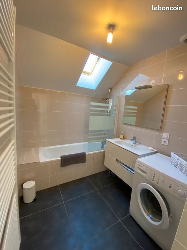 Appartement à louer, 69m², Saint-Cergues