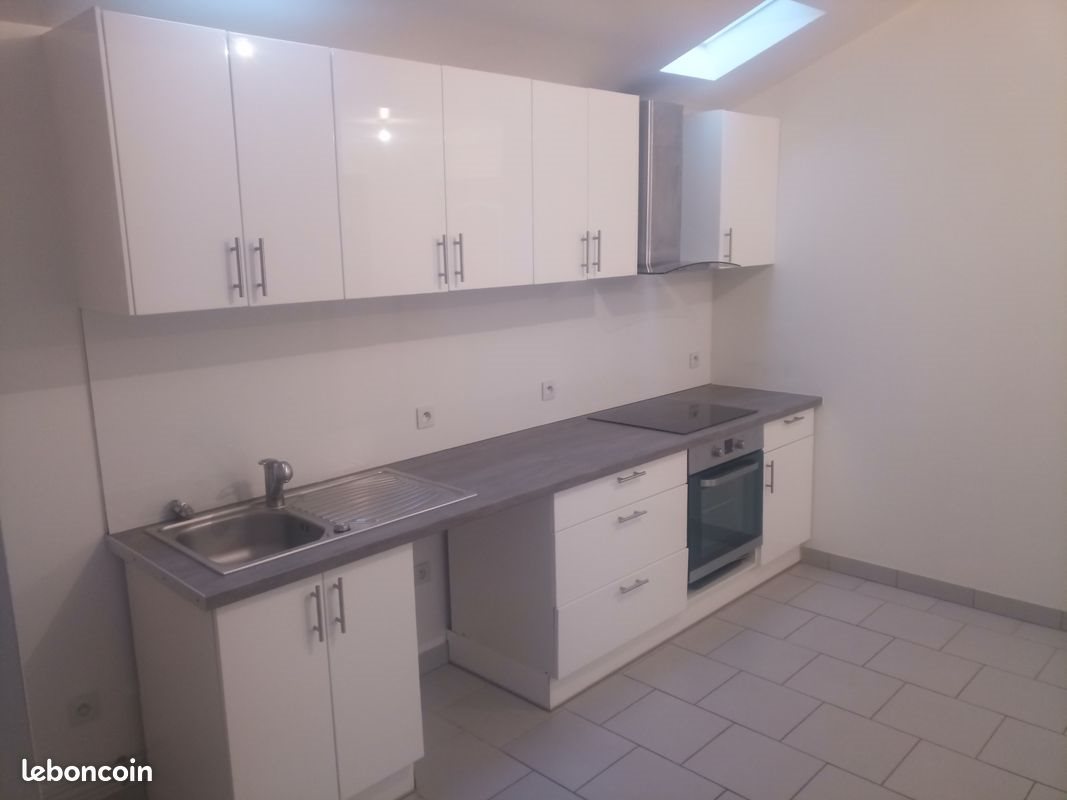 Maison à louer, 90m², Daours