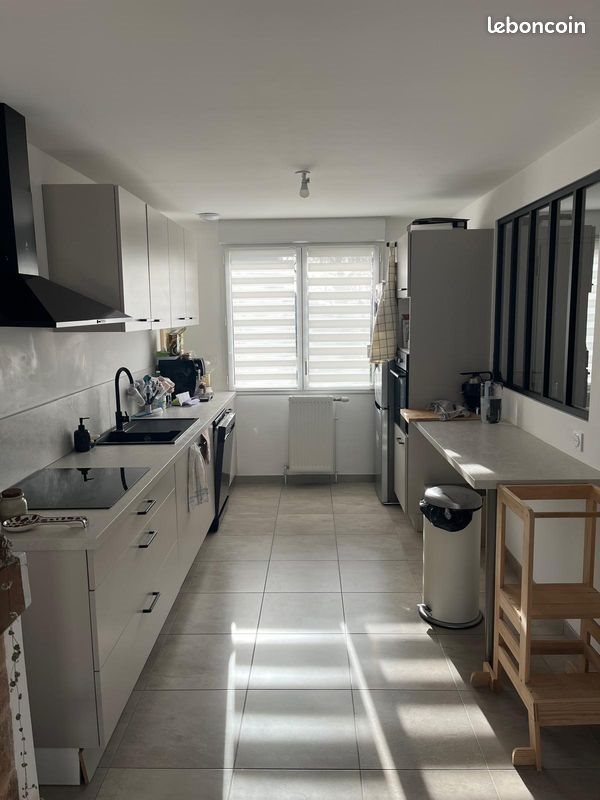 Maison à louer, 111m², Gévezé