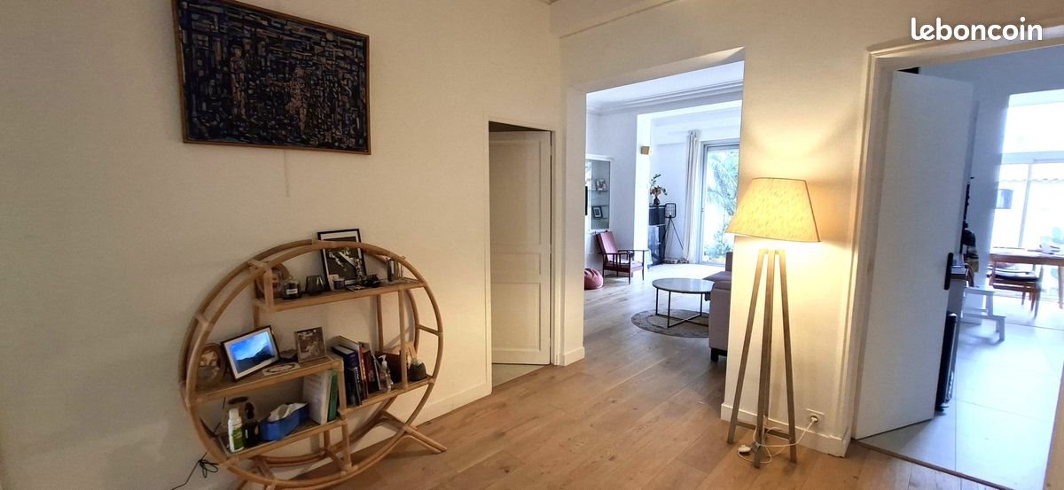 Appartement à louer, 110m², Marseille 8ème