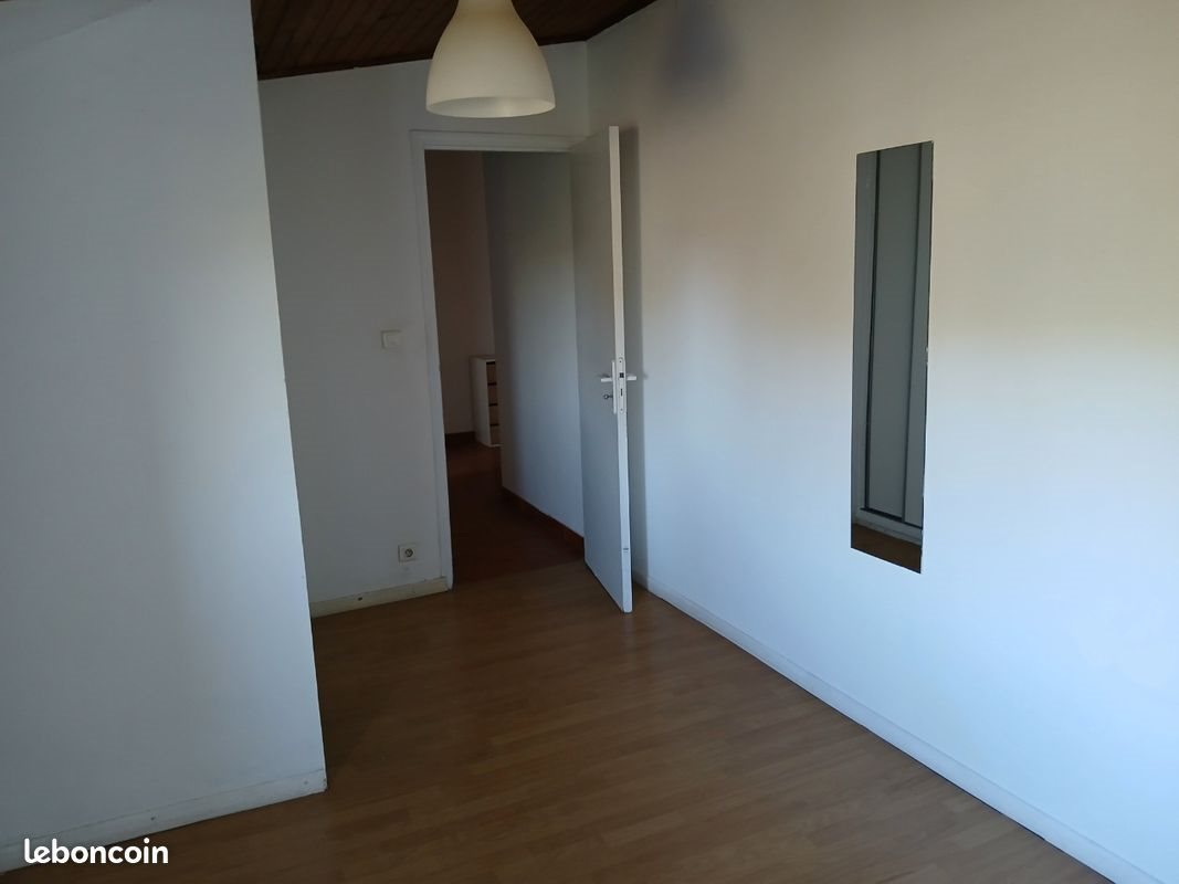Appartement à louer, 60m², L'Isle-sur-la-Sorgue