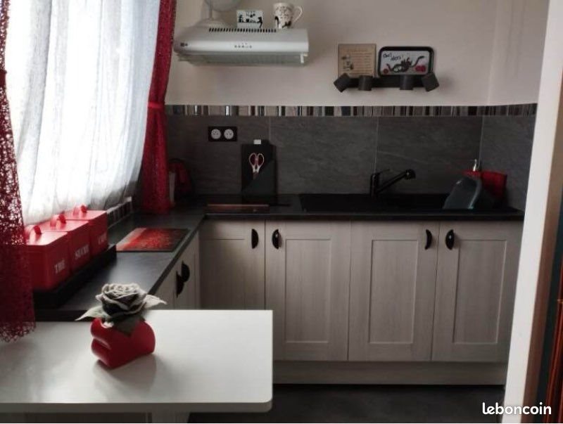 Appartement à louer, 49m², Pont-Saint-Esprit