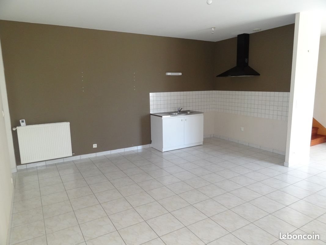 Maison à louer, 79m², Mayenne