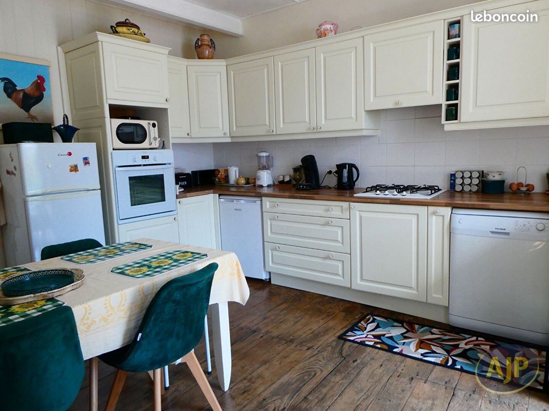 Maison à vendre, 124m², Cruguel