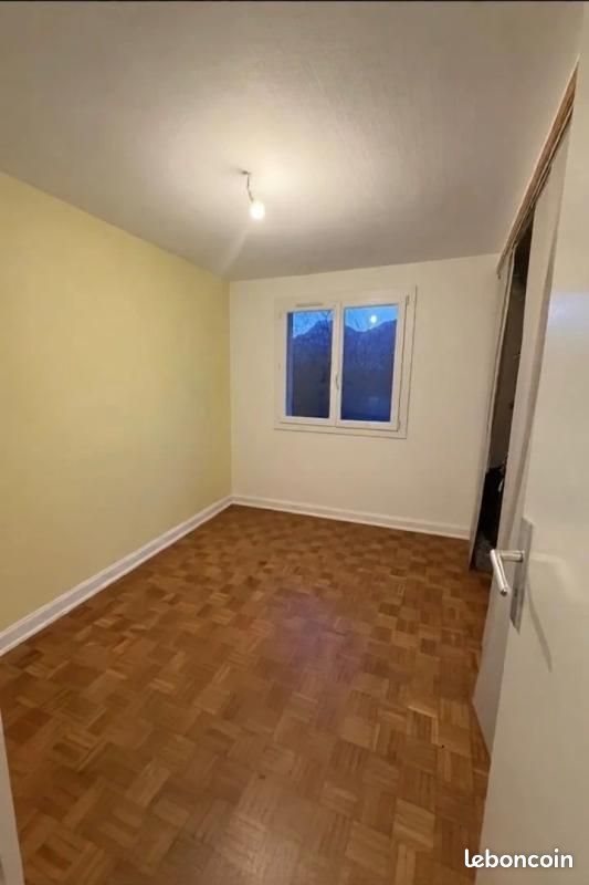 Appartement à louer, 60m², Saint-Egrève