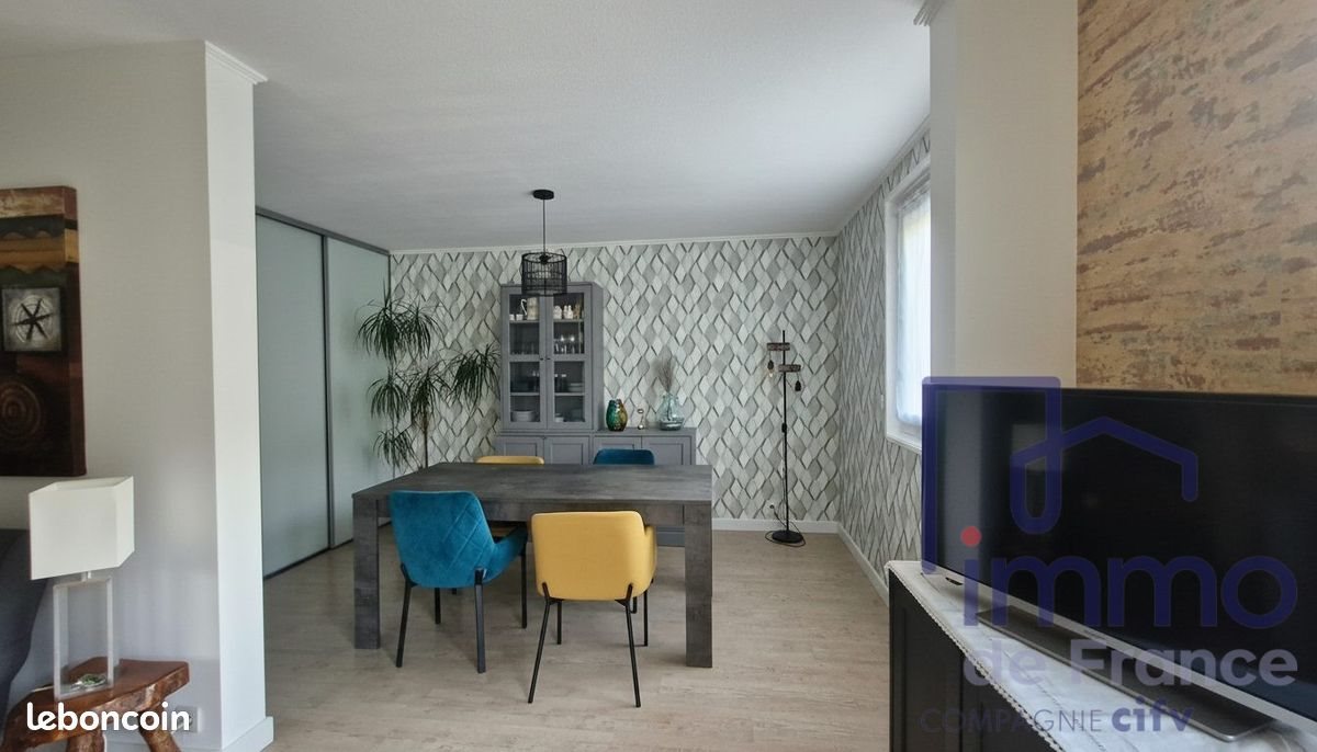 Appartement à vendre, 73m², Saint-Genest-Lerpt