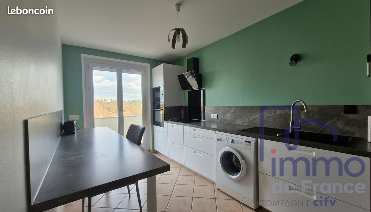 Appartement à vendre, 73m², Saint-Genest-Lerpt