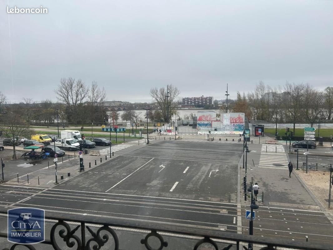 Appartement à louer, 39m², Bordeaux