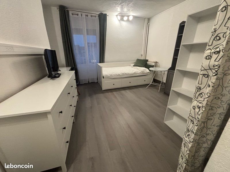 Appartement à louer, 19m², Saint-Amand-Montrond