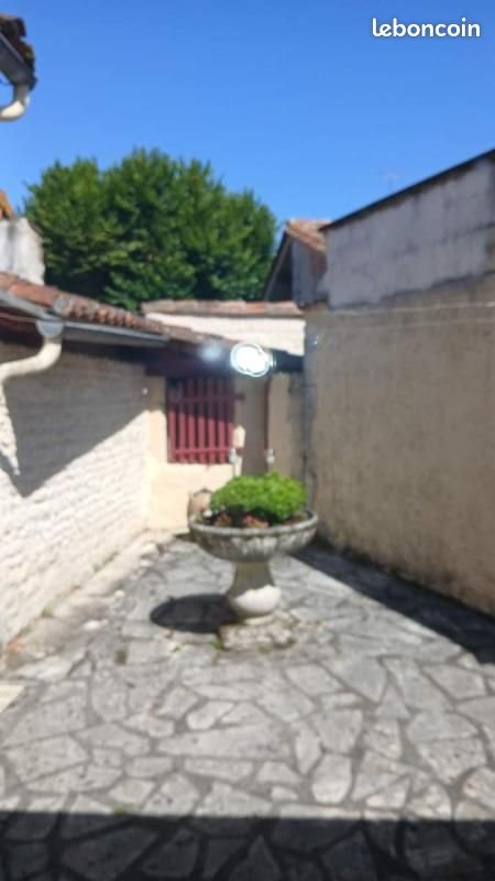 Appartement à vendre, 185m², Montmoreau-Saint-Cybard