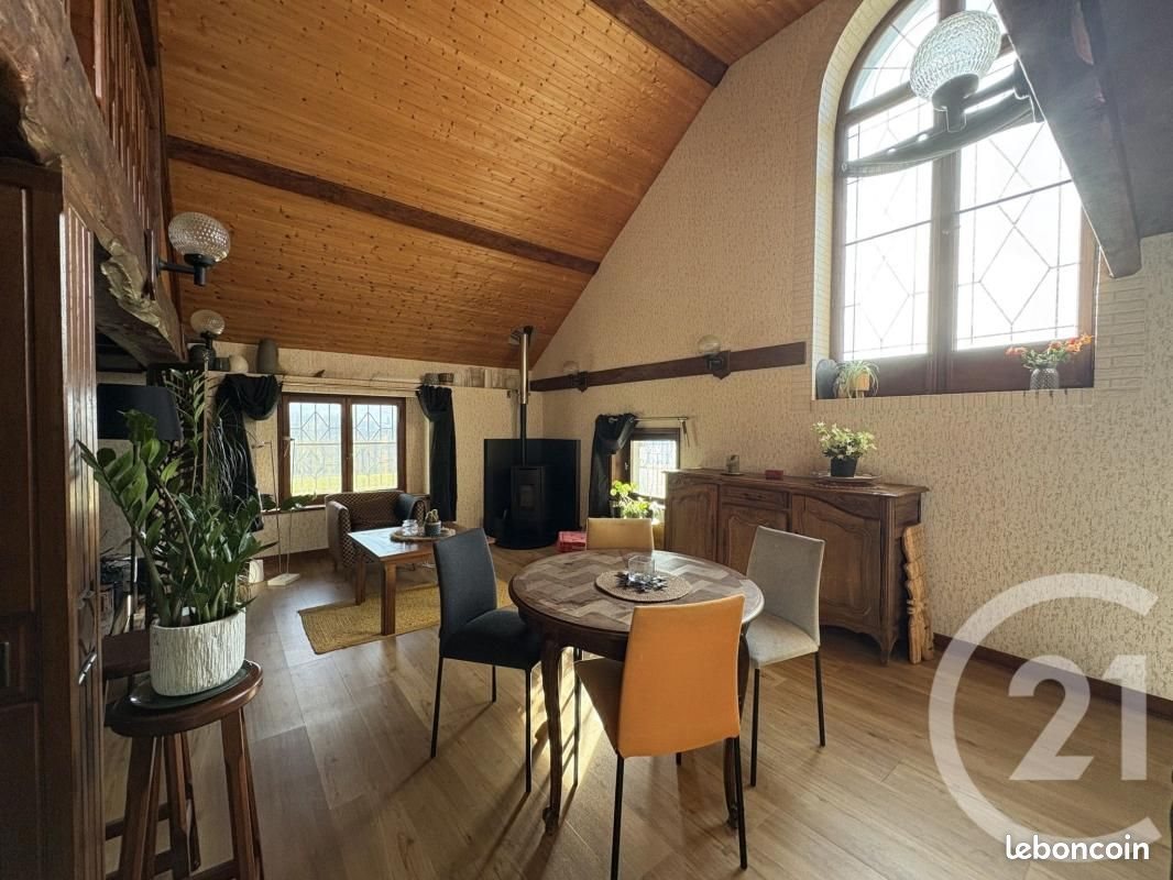 Maison à louer, 144m², Sales