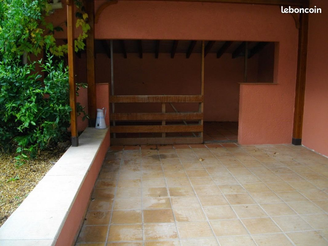 Maison à louer, 117m², Solliès-Toucas