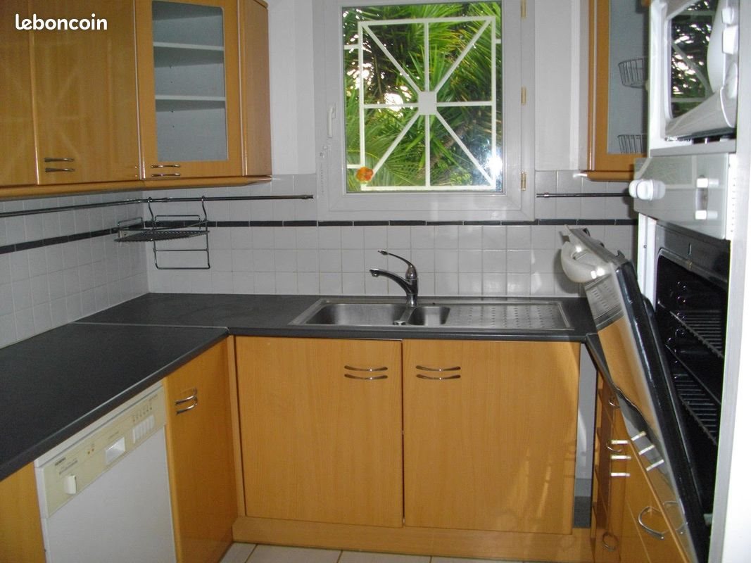 Maison à louer, 117m², Solliès-Toucas