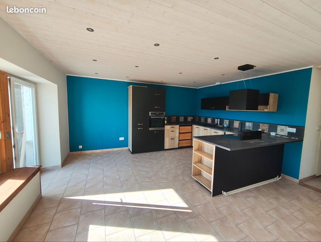 Appartement à louer, 117m², Bugny