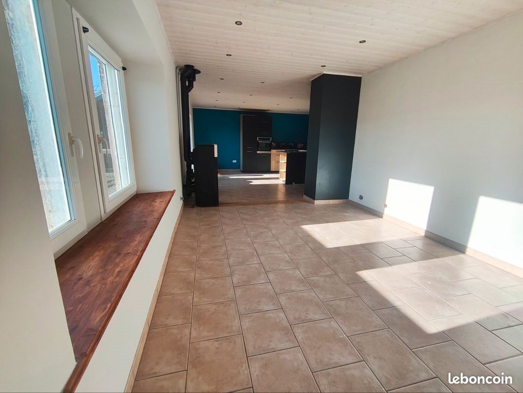 Appartement à louer, 117m², Bugny