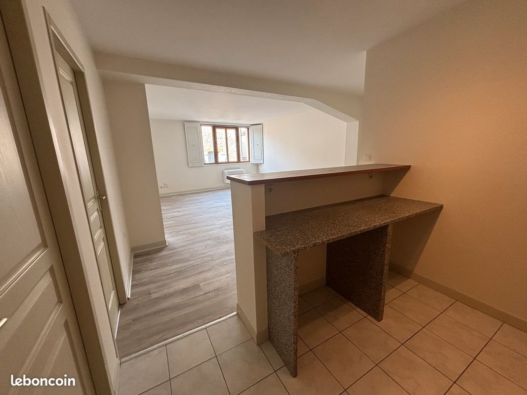 Appartement à louer, 63m², Caussade