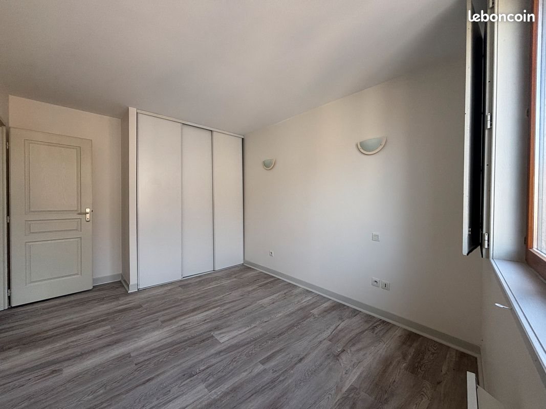 Appartement à louer, 63m², Caussade