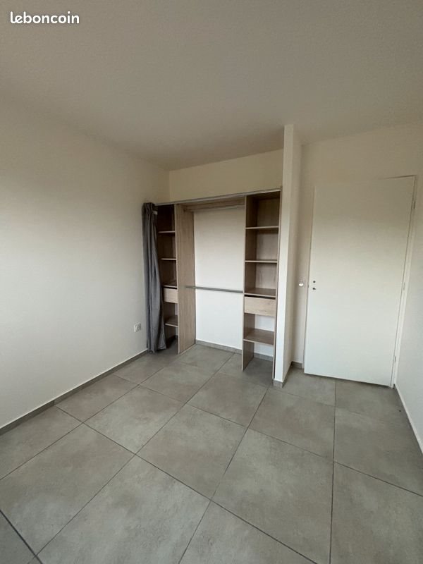 Maison à louer, 90m², Civens